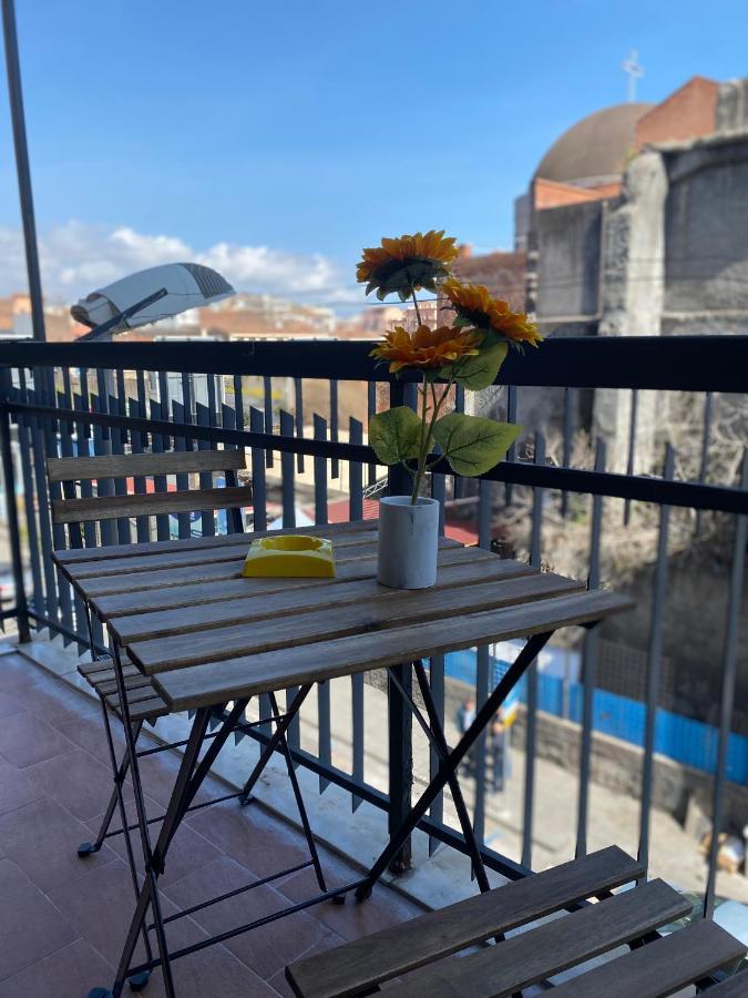 Il Girasole Apartment Катания Екстериор снимка