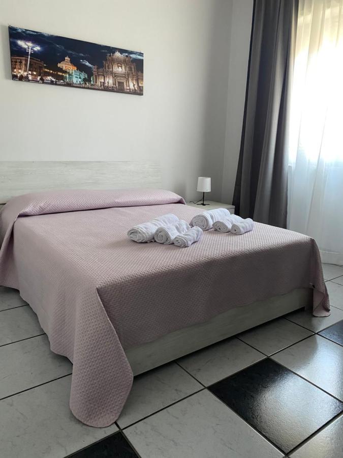 Il Girasole Apartment Катания Екстериор снимка
